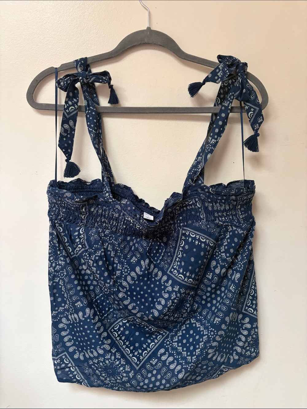 Old Navy Navy Bandana-Print Tie-Shoulder Camisole